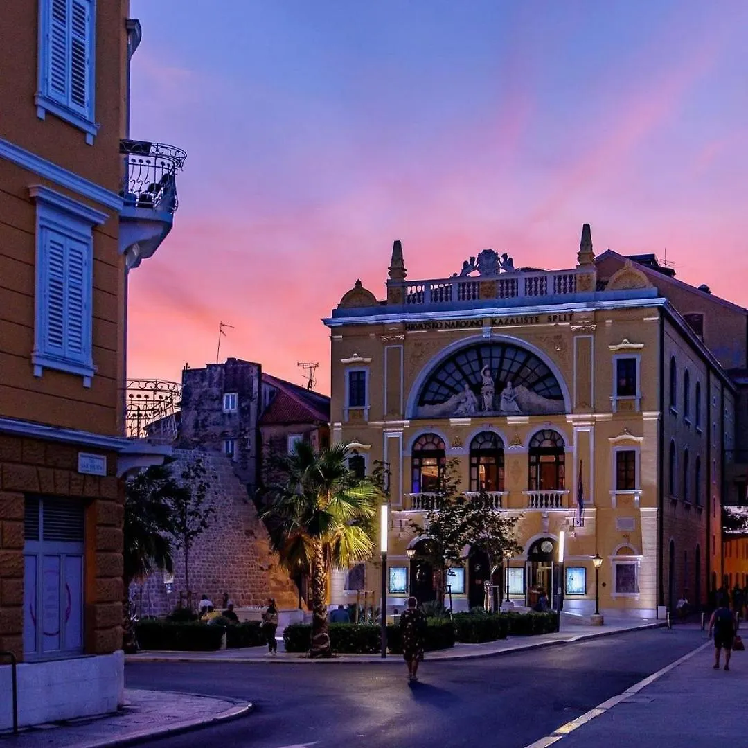 Bed & Breakfast Calma Luxury Rooms Split